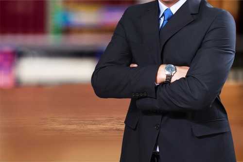 What Should You Do Immediately After a Commercial Vehicle Crash in Lee County, MS?